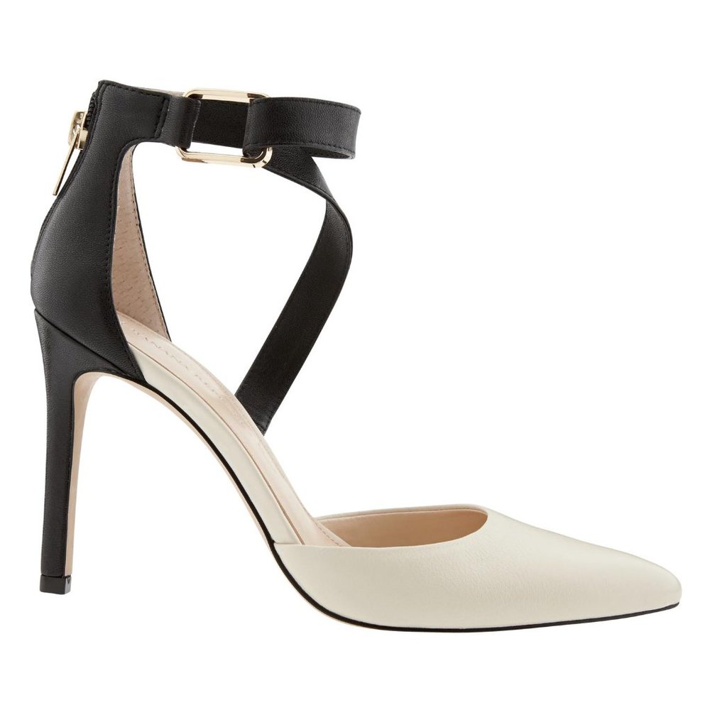 NIB Banana Republic Jovana Pump size 9.5 black/ivory stiletto